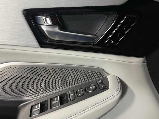 Used 2024 Acura MDX FWD w/ Technology Package image 19