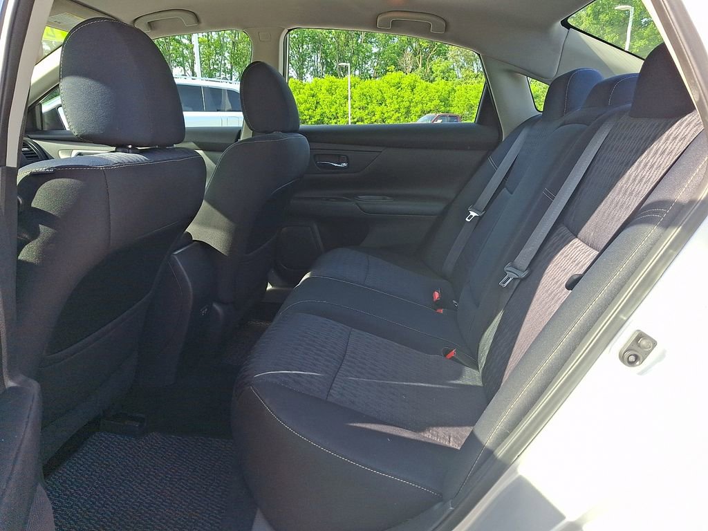 Used 2017 Nissan Altima 2.5 S w/ Power Driver Seat Package FWD image 10
