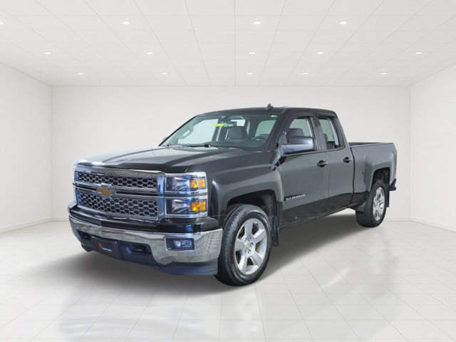 Used 2014 Chevrolet Silverado 1500 LT w/ LT Convenience Package AWD/4WD image 2