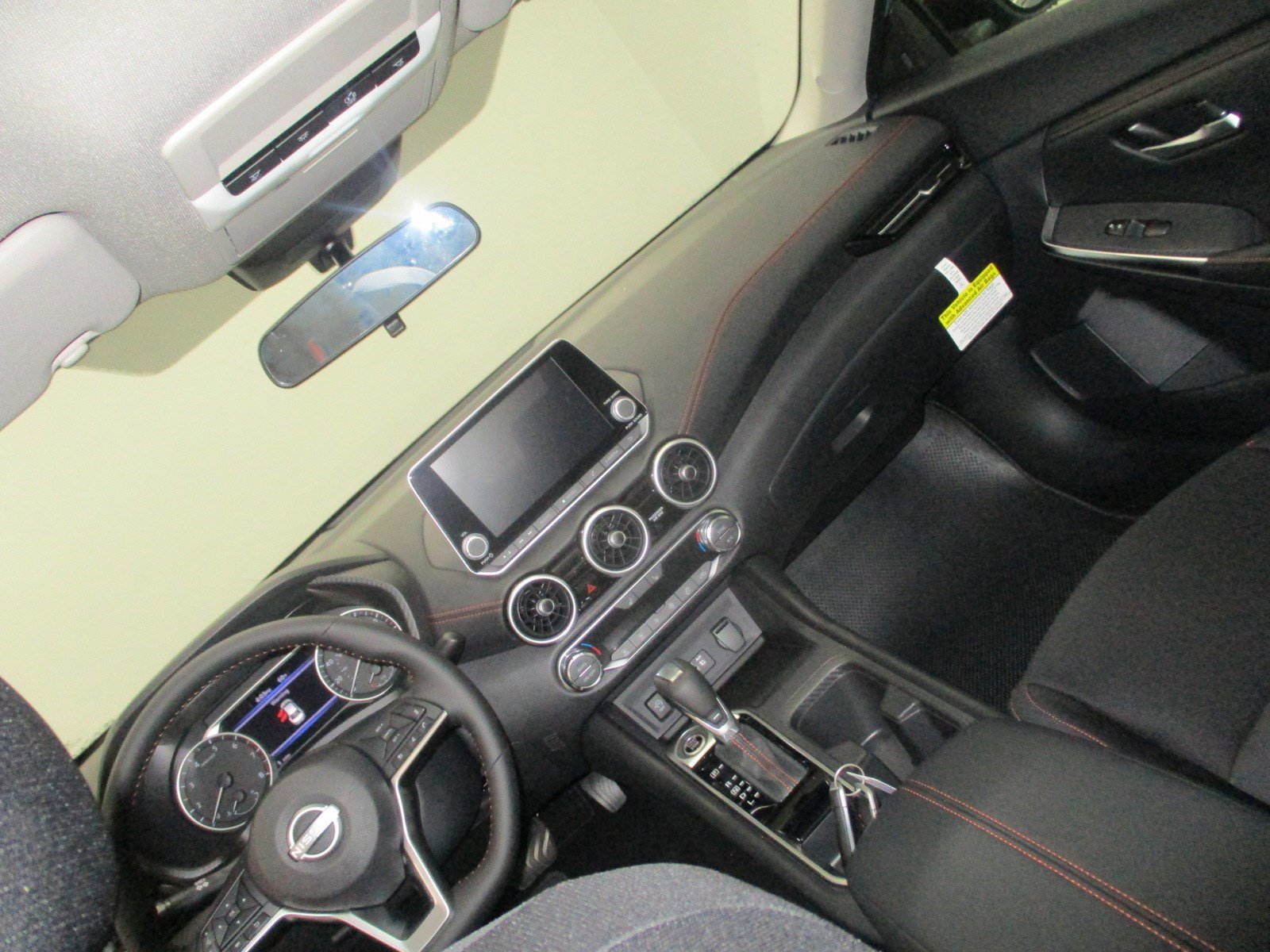 New 2025 Nissan Sentra SR image 19