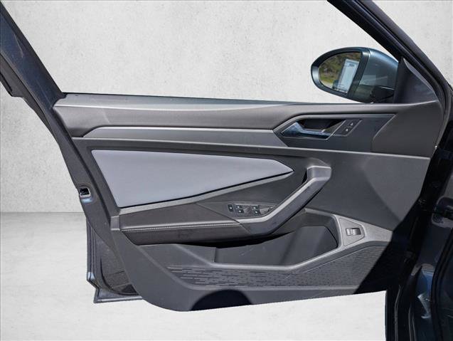 New 2026 Volkswagen Jetta SE FWD image 22