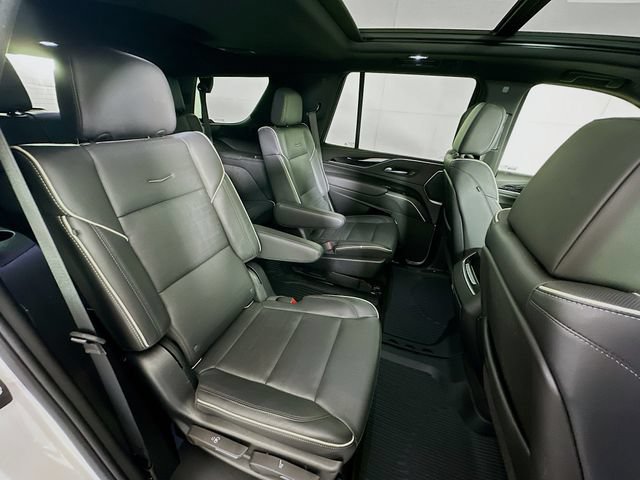 Used 2022 Cadillac Escalade Sport w/ Touring Package AWD/4WD image 30