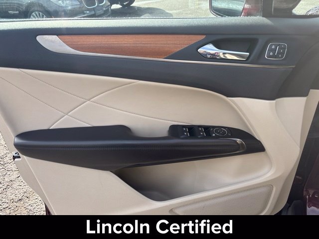 Used 2019 Lincoln MKC Select w/ MKC Climate Package AWD/4WD image 14