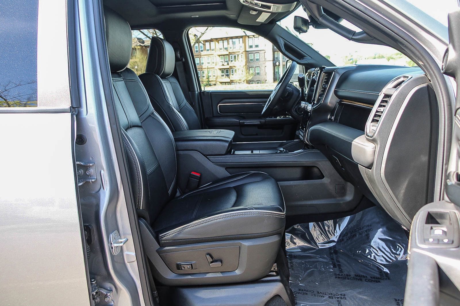 Used 2024 RAM 3500 Limited image 16