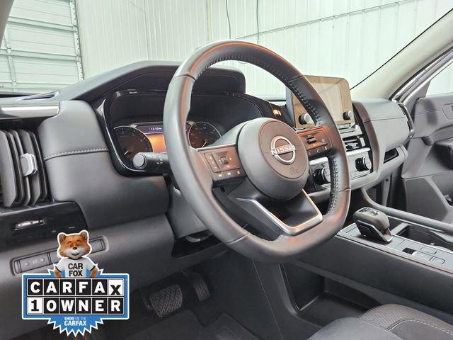 Used 2025 Nissan Pathfinder SV image 18