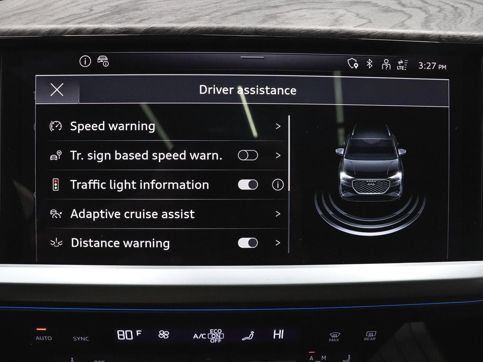 Used 2025 Audi Q4 e-tron Premium Plus w/ Premium Plus image 32