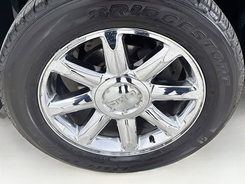 Used 2012 GMC Yukon Denali AWD/4WD image 38