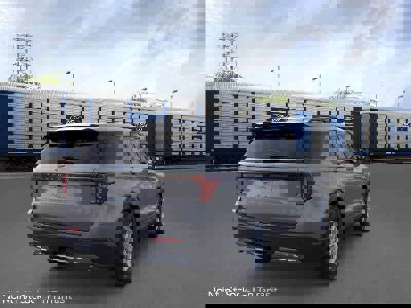 New 2026 Ford Explorer Active image 8