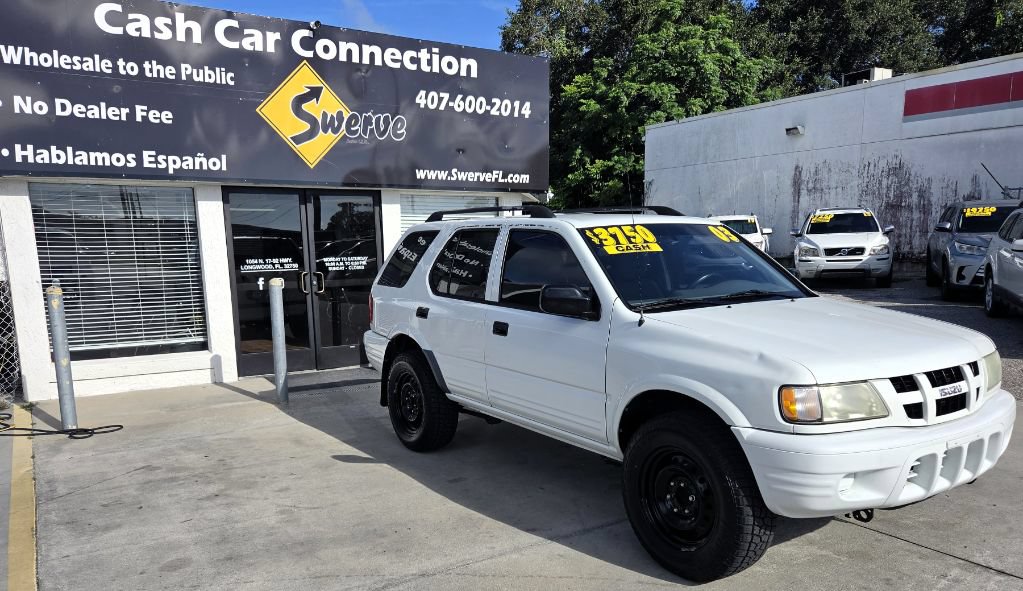 Used 2003 Isuzu Rodeo S RWD image 4
