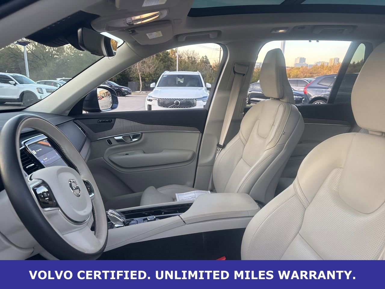 Certified 2024 Volvo XC90 T8 Ultimate w/ Protection Package Premier image 18