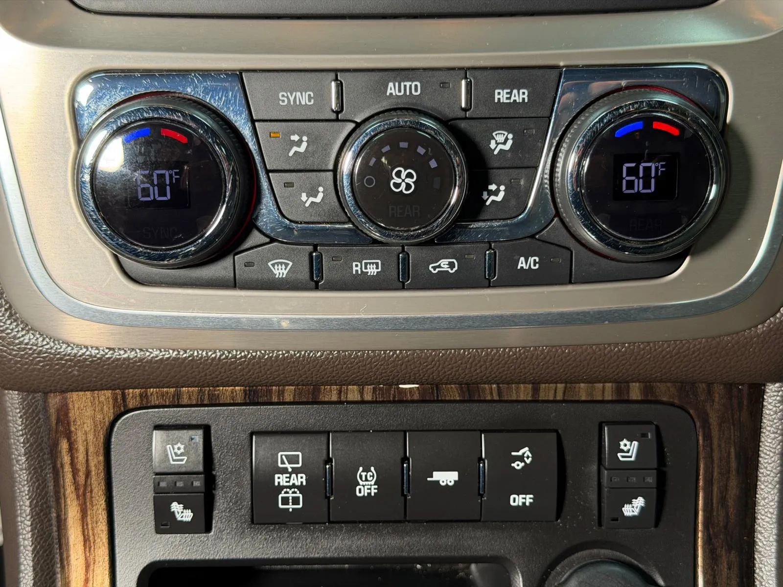 Used 2013 GMC Acadia Denali AWD/4WD image 36
