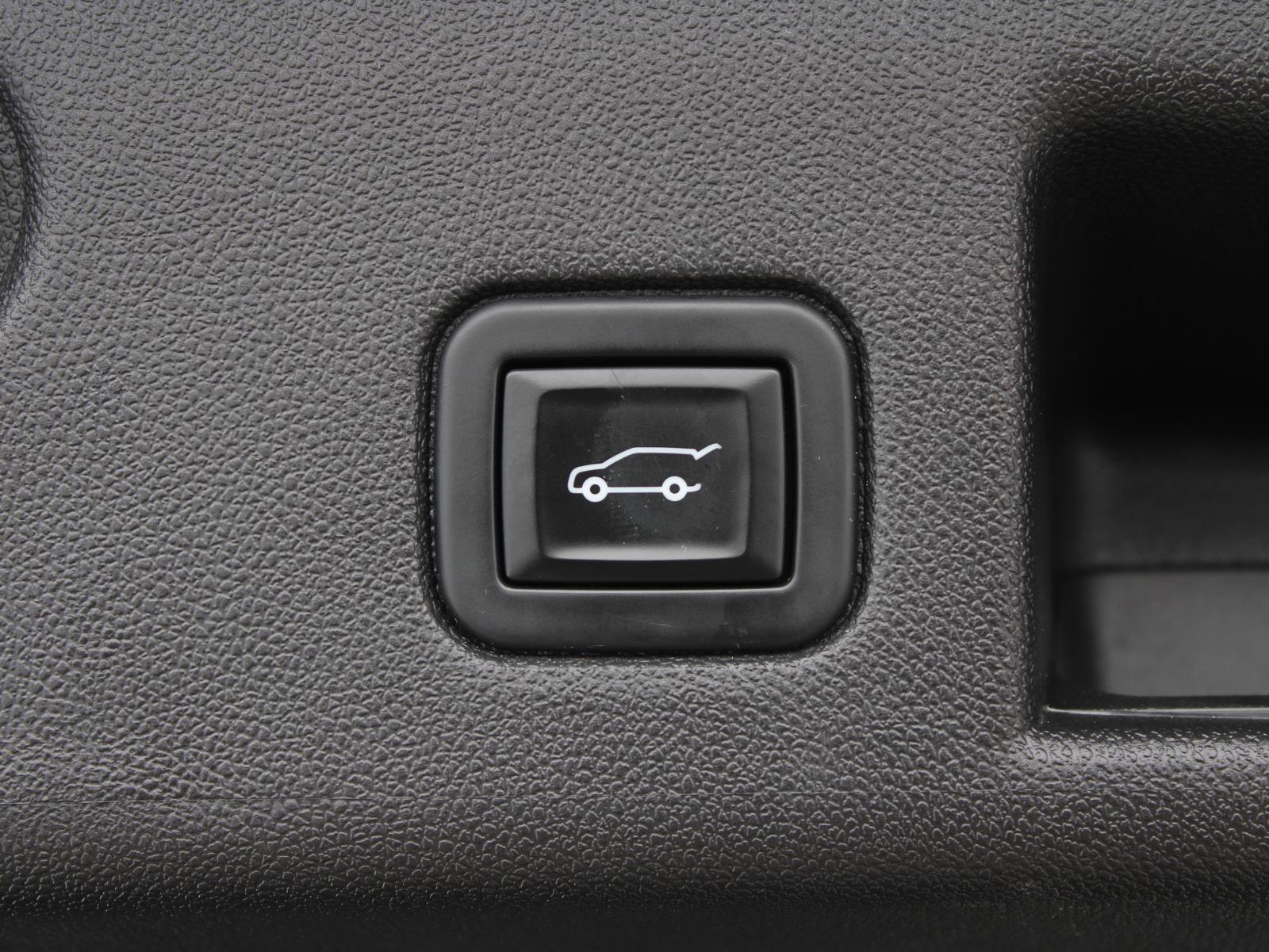 Used 2020 Chevrolet Equinox Premier image 9