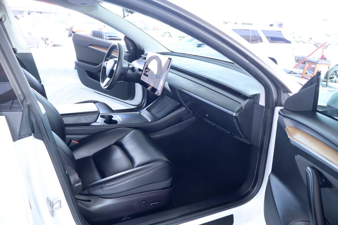Used 2021 Tesla Model 3 Standard Range Plus RWD image 35
