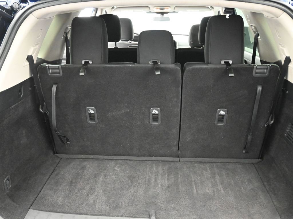 Used 2024 Nissan Pathfinder SV image 13