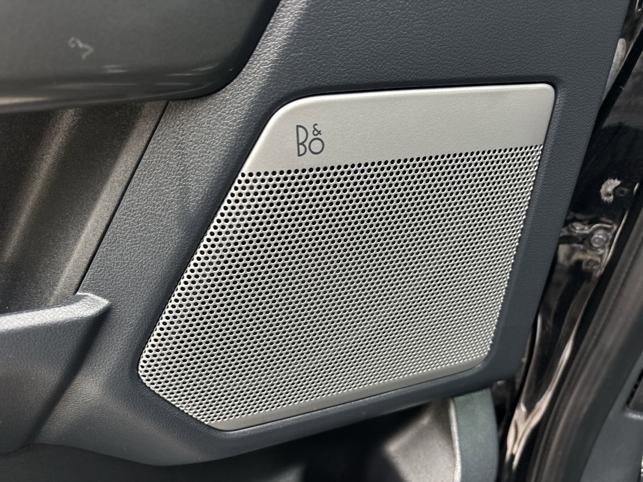 Used 2023 Ford F150 Lariat w/ Equipment Group 502A High image 19