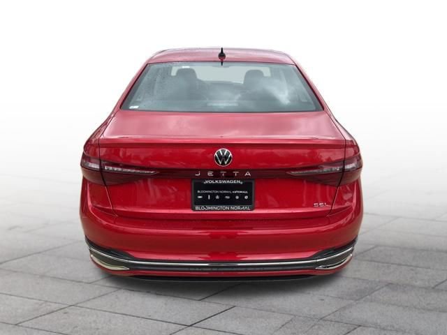 Used 2025 Volkswagen Jetta SEL image 5