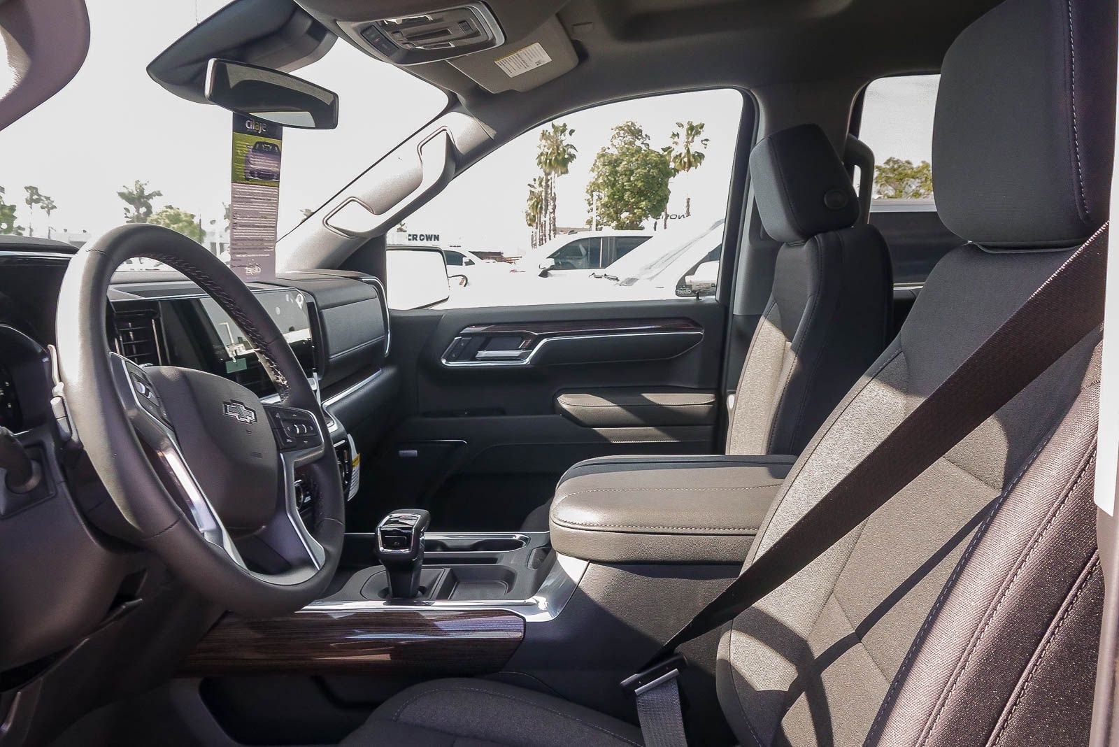 New 2026 Chevrolet Silverado 1500 LT Trail Boss w/ Convenience Package II image 17