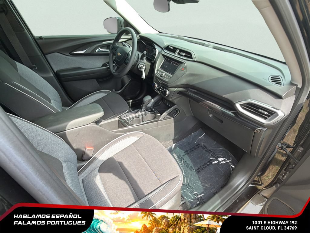 Used 2023 Chevrolet TrailBlazer LS FWD image 29