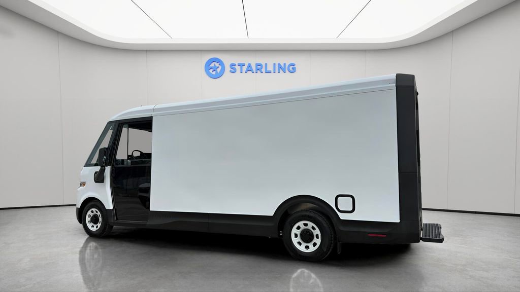 Used 2024 Chevrolet Brightdrop 600 w/ Commercial Equipment Package AWD/4WD image 5