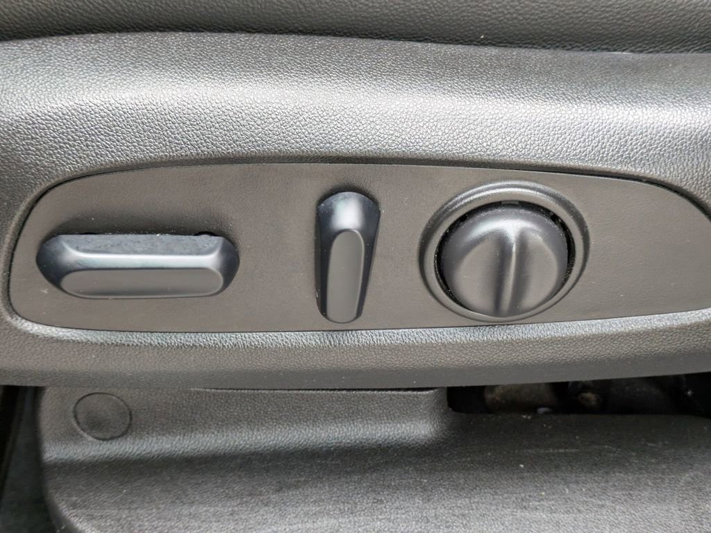 Used 2019 GMC Terrain Denali w/ LPO, 'HIT The Road' Package image 21