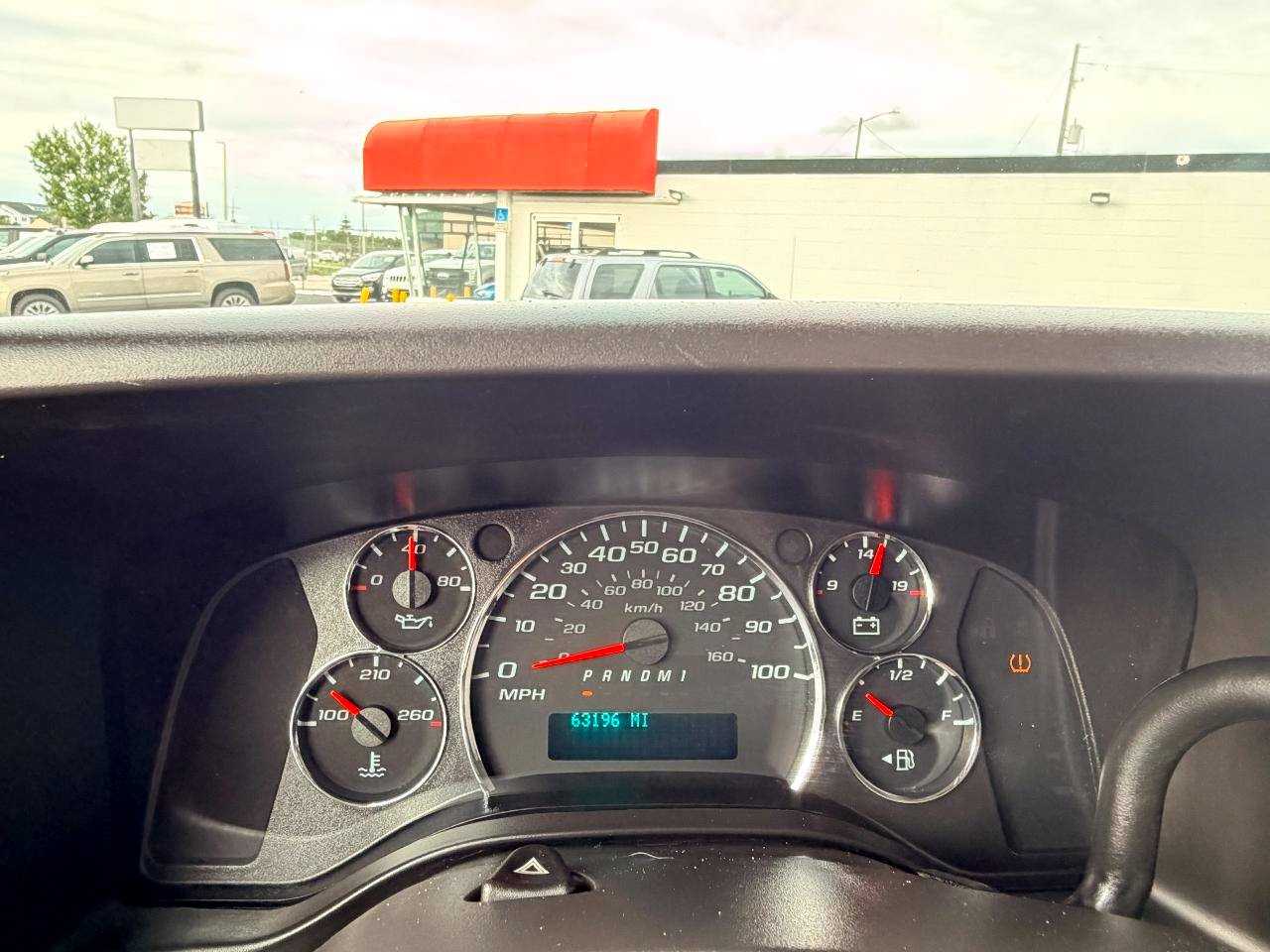 Used 2020 Chevrolet Express 2500 RWD image 22