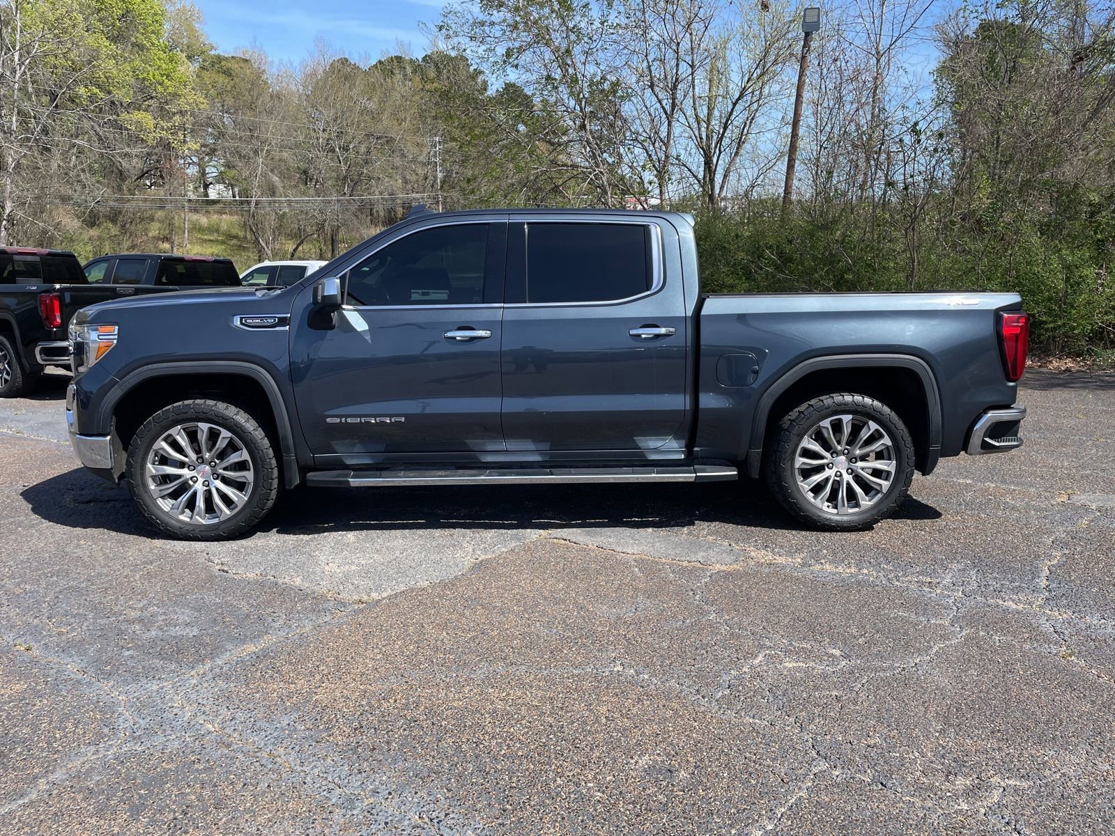 Used 2020 GMC Sierra 1500 SLT w/ SLT Premium Plus Package image 2