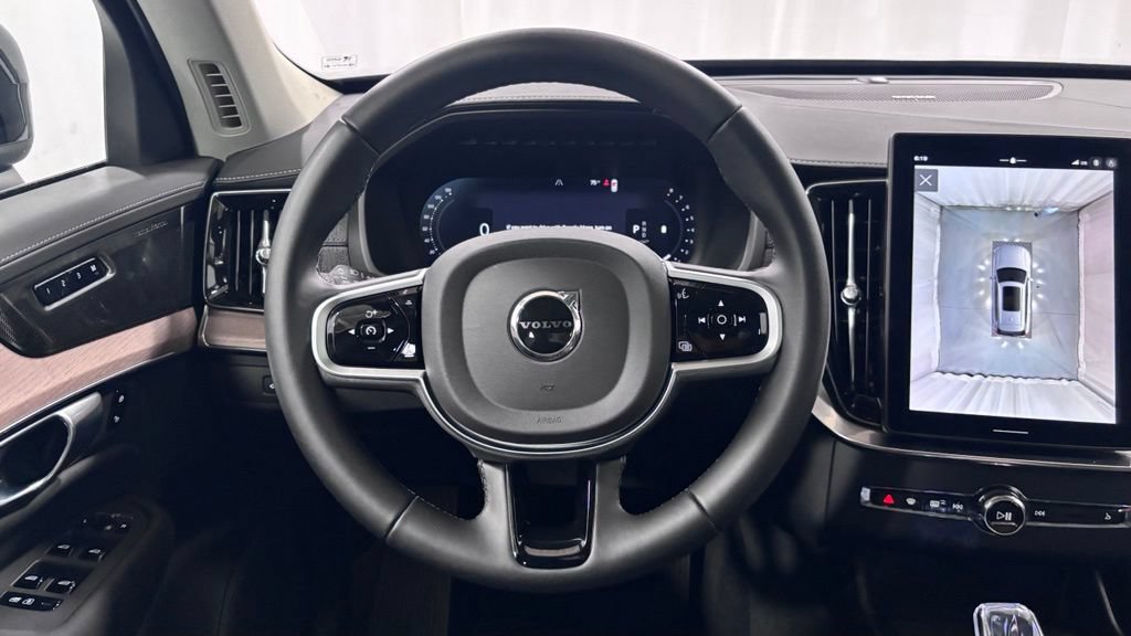 Certified 2026 Volvo XC90 B6 Plus AWD/4WD image 13