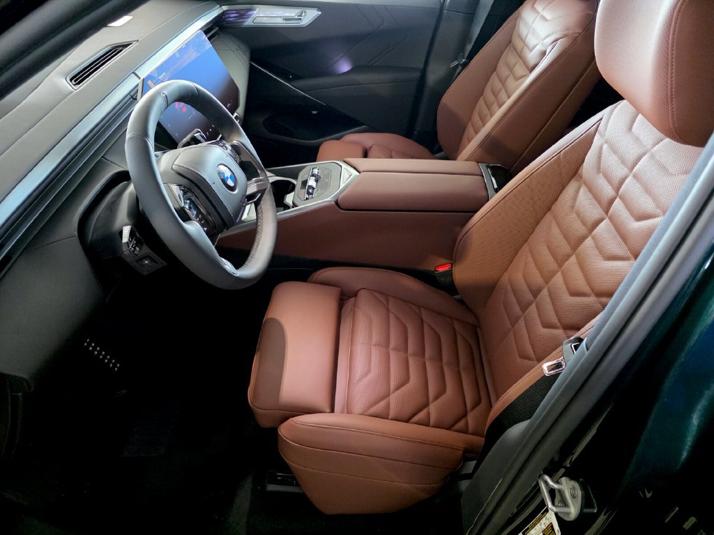 New 2027 BMW X5 xDrive40i w/ M Sport Professional Package AWD/4WD image 7
