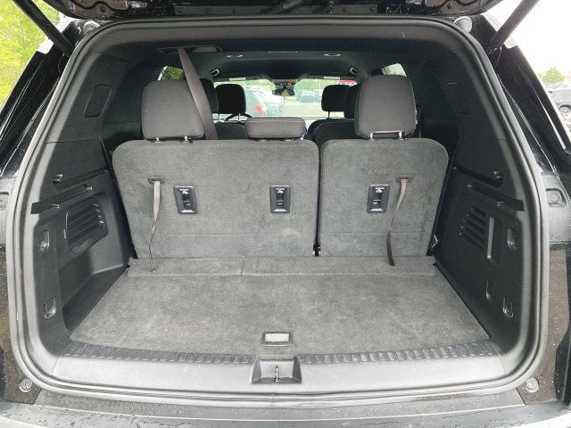 Used 2024 Chevrolet Traverse LT FWD image 25