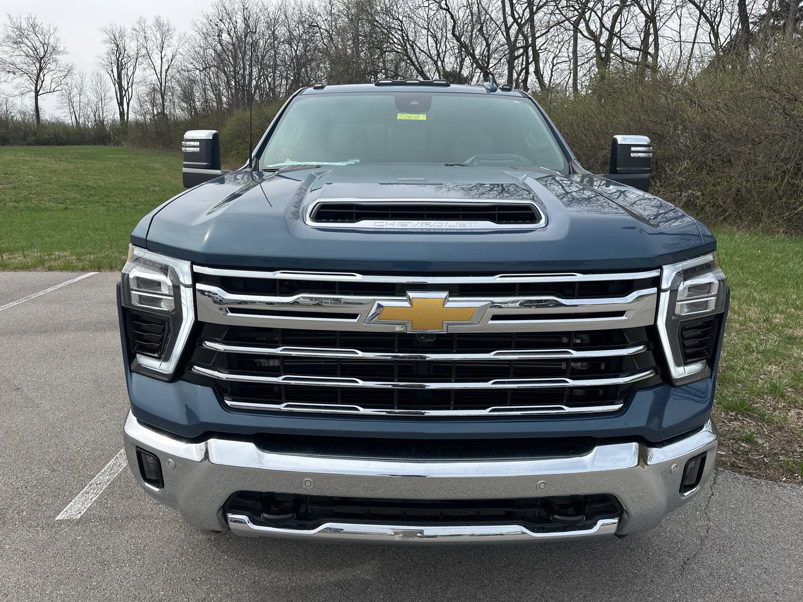 Used 2024 Chevrolet Silverado 2500 LTZ w/ LTZ Plus Package image 16