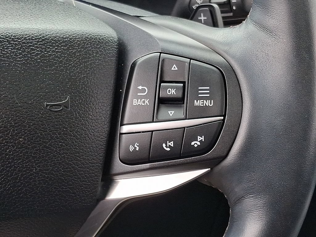 Used 2020 Ford Explorer Platinum w/ Premium Technology Package AWD/4WD image 24