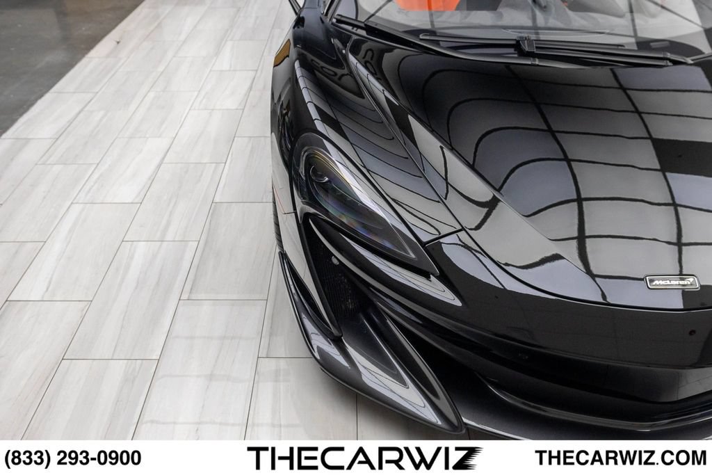 Used 2020 McLaren 600LT Spider RWD image 4