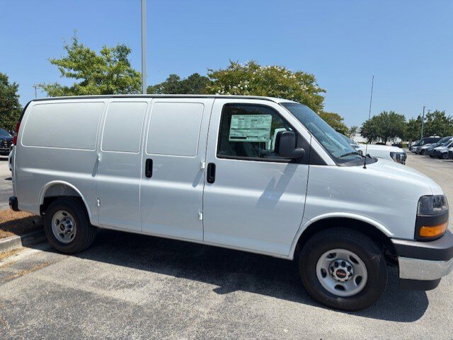 New 2025 GMC Savana 2500 w/ Driver Convenience Package image 2