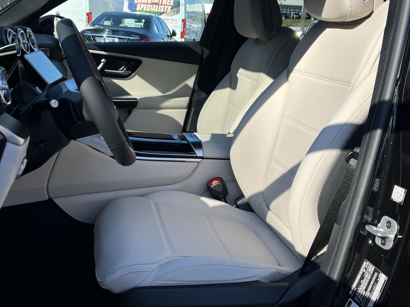 New 2026 Mercedes-Benz GLC 300 4MATIC image 11