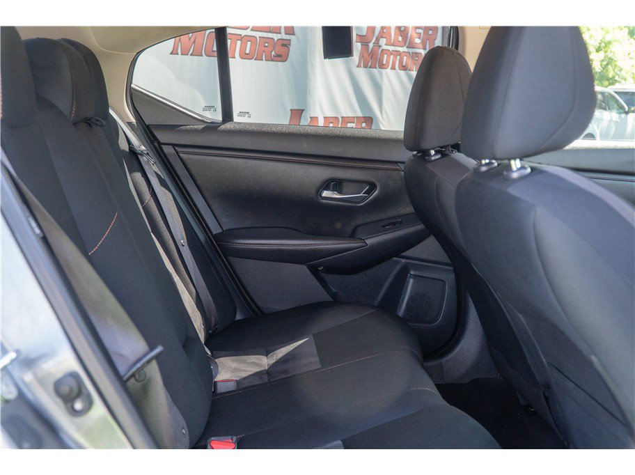 Used 2021 Nissan Sentra SR FWD image 7