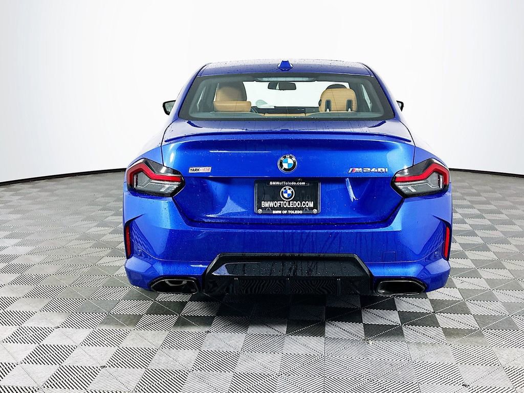 Used 2025 BMW M240i Coupe RWD image 8