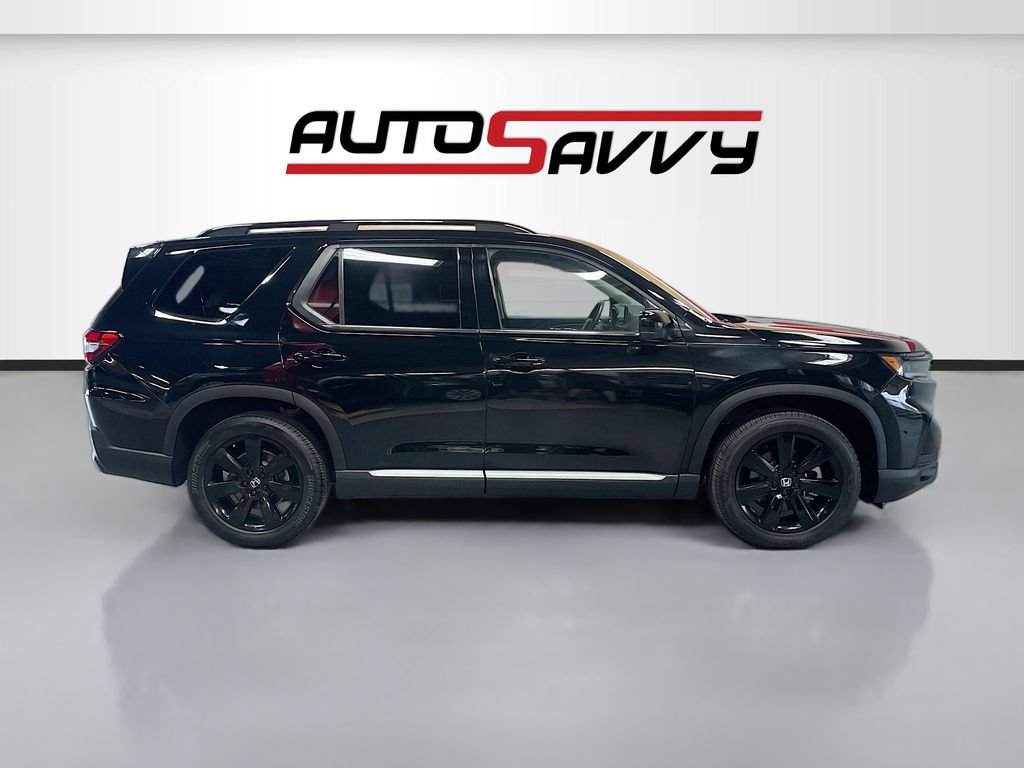 Used 2024 Honda Pilot Touring image 8