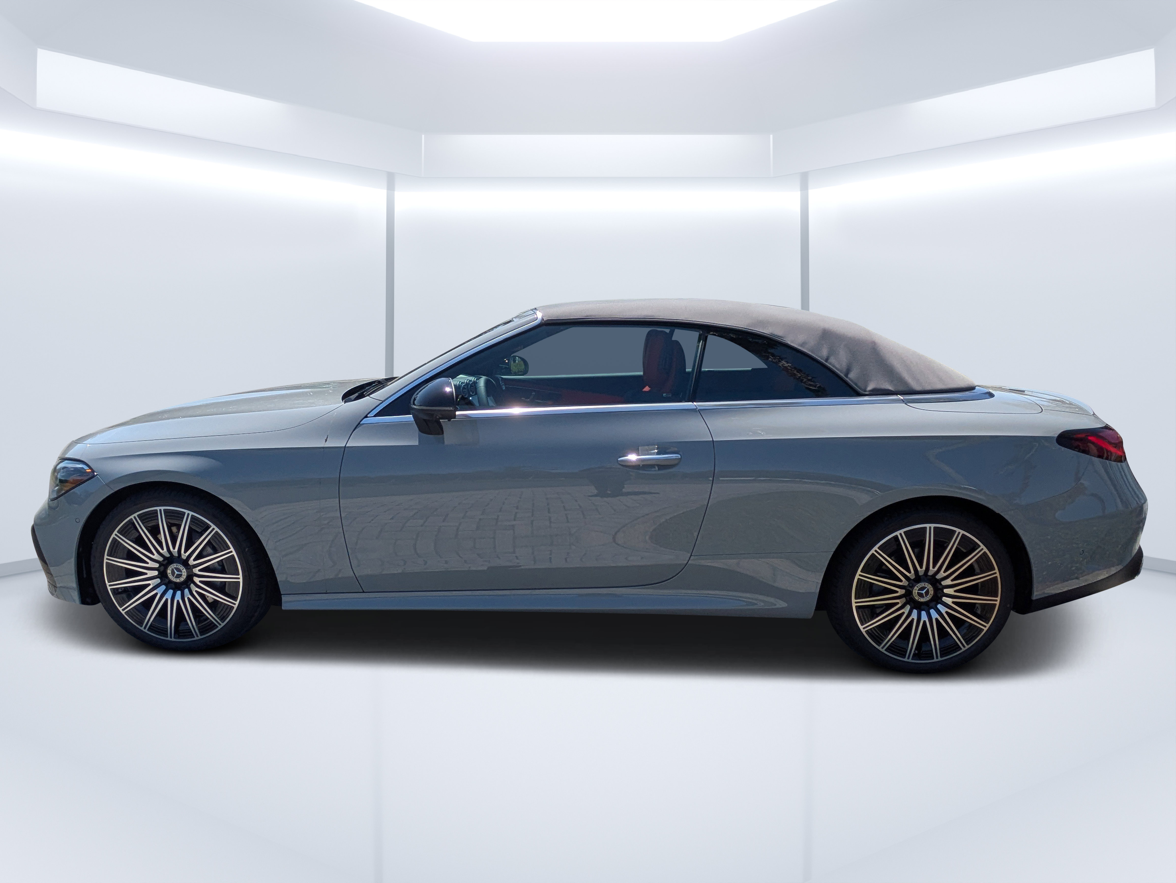 New 2026 Mercedes-Benz CLE 300 4MATIC Cabriolet image 6