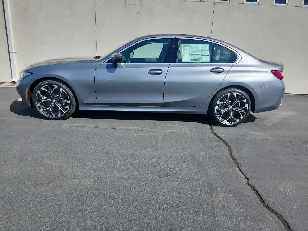 New 2026 BMW 330i xDrive Sedan AWD/4WD image 4