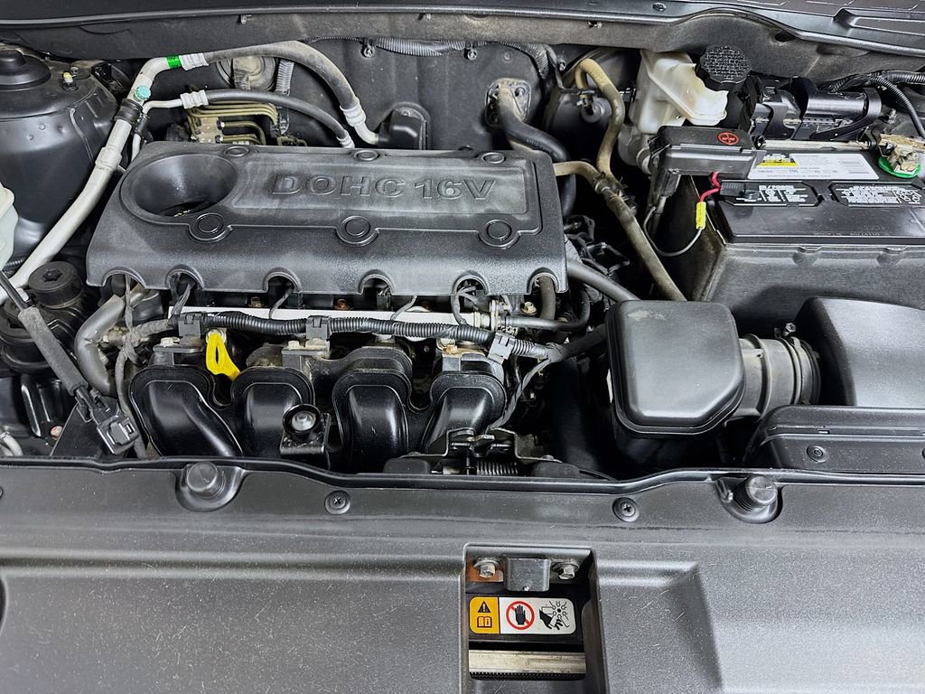 Used 2013 Hyundai Tucson GLS image 35