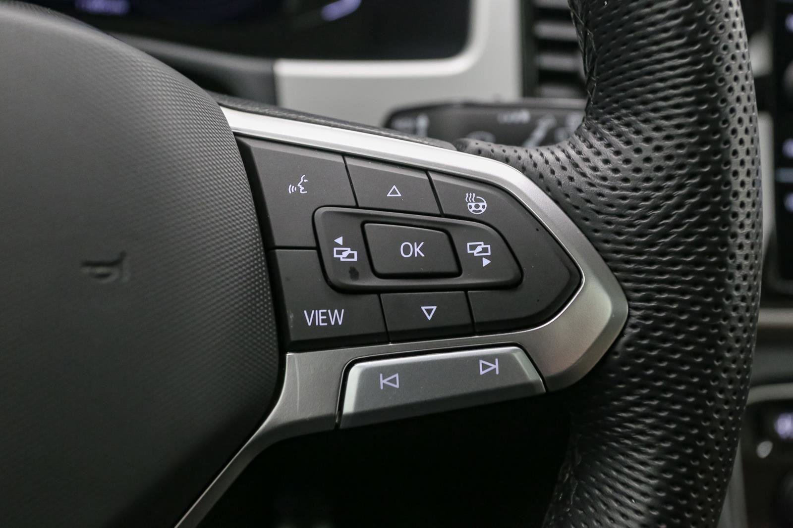 Certified 2023 Volkswagen Atlas Cross Sport SEL Premium R-Line image 41