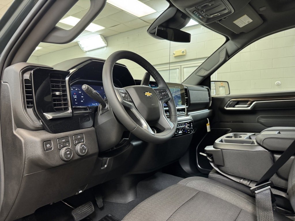 New 2026 Chevrolet Silverado 1500 LT image 14