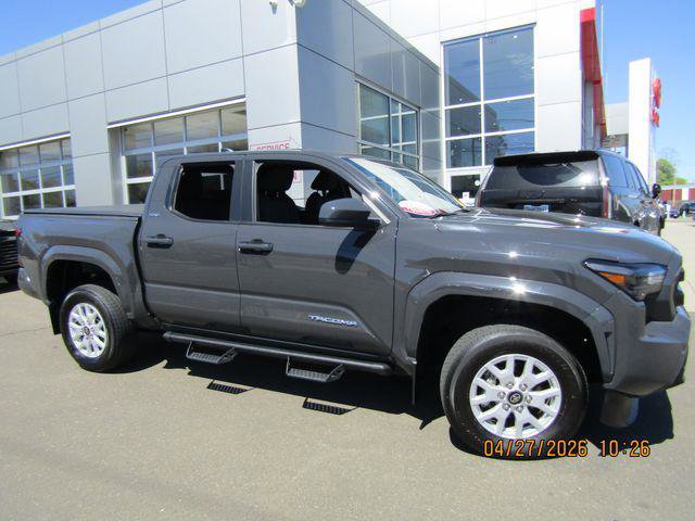 Certified 2024 Toyota Tacoma SR5 AWD/4WD image 1