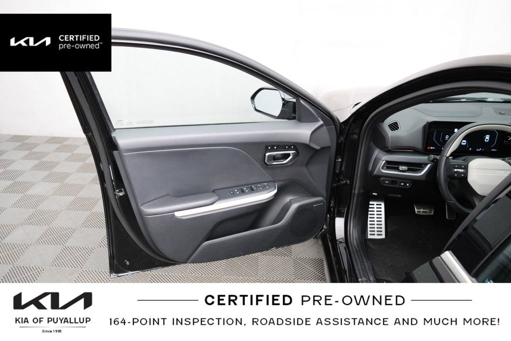 Certified 2025 Kia K4 GT-Line Turbo FWD image 10