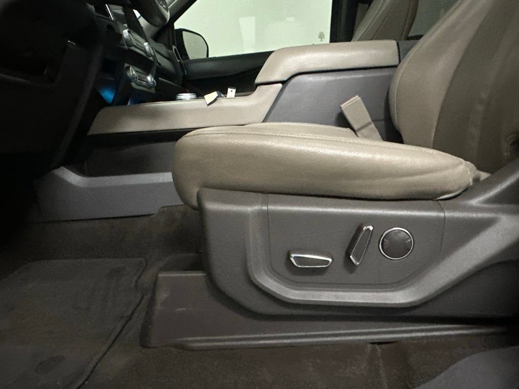 Used 2021 Ford Expedition Max Limited RWD image 31