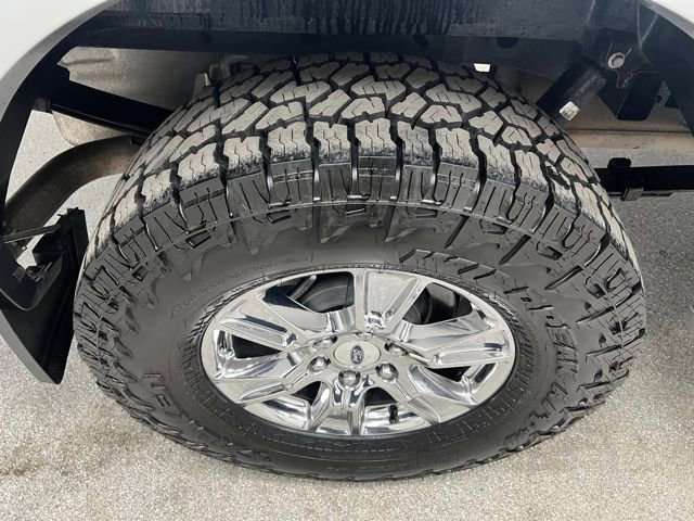 Used 2017 Ford F150 Lariat w/ Equipment Group 502A Luxury image 16