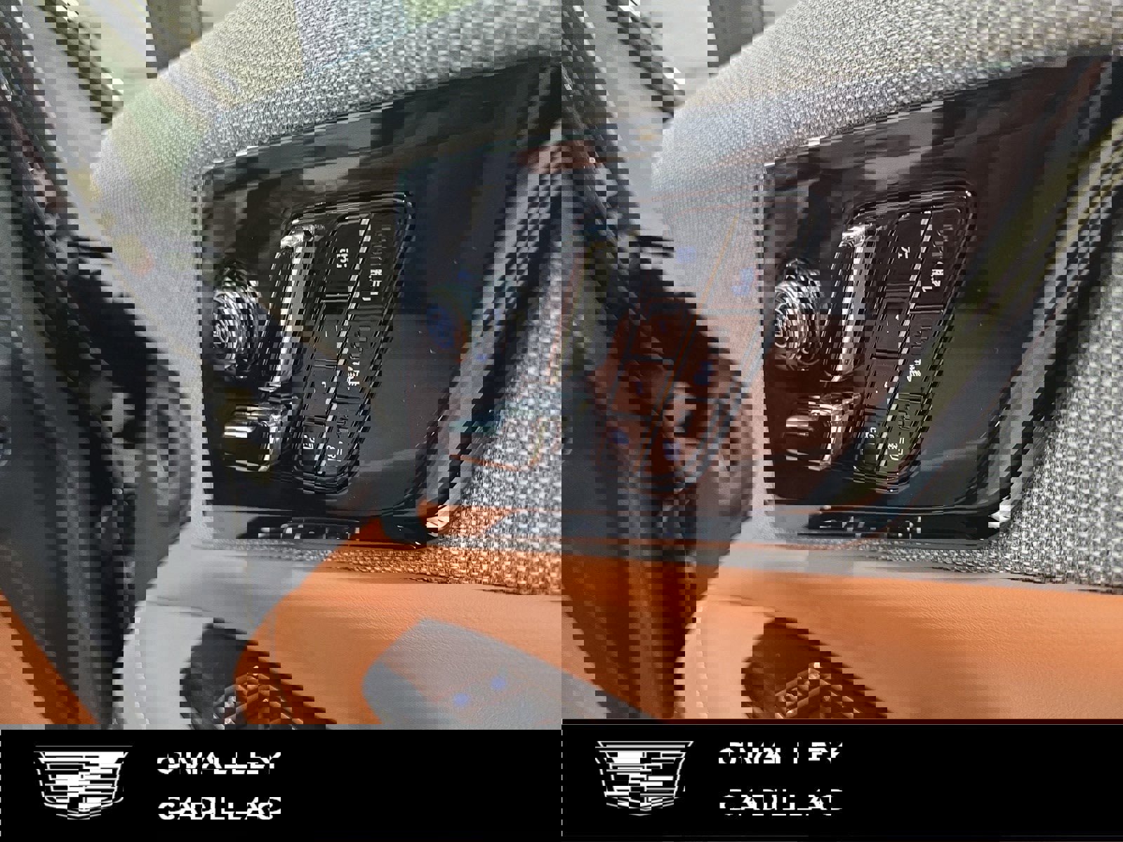 New 2026 Cadillac Optiq Sport 2 w/ LPO, Floor Liner Package image 18