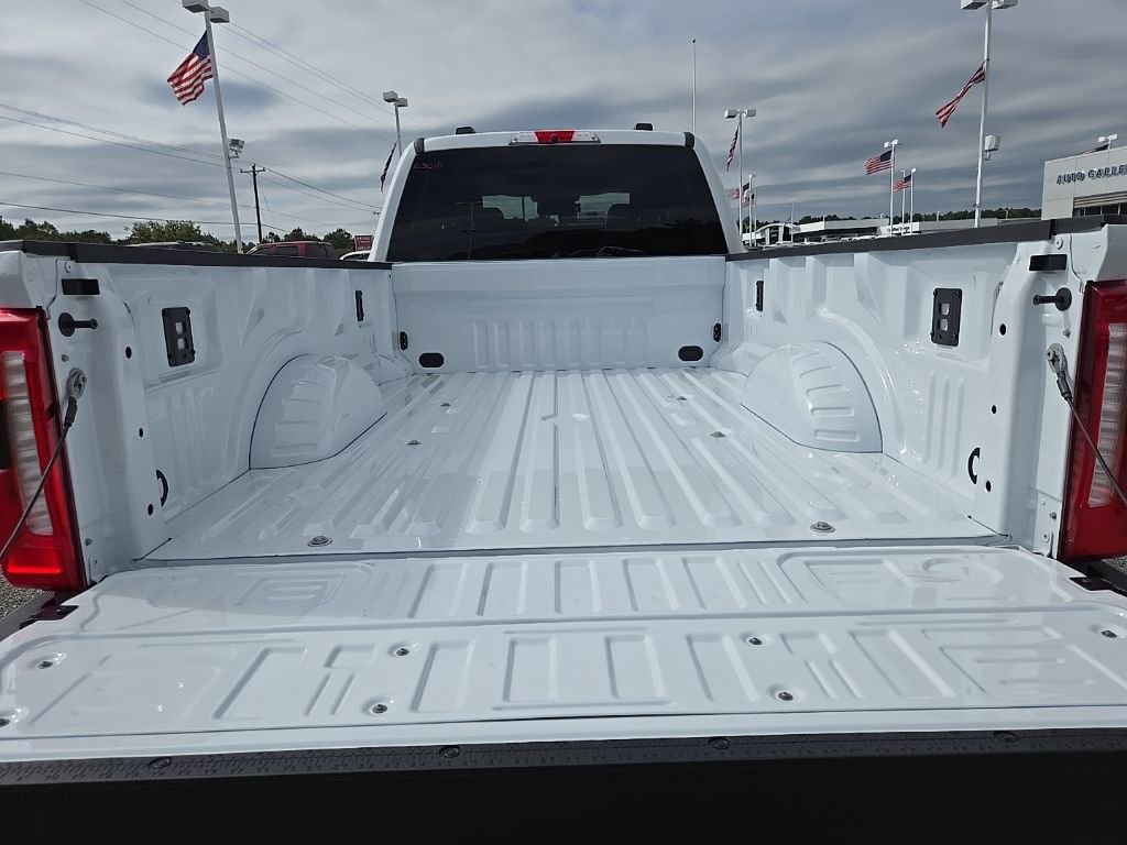 New 2026 Ford F250 Lariat image 25