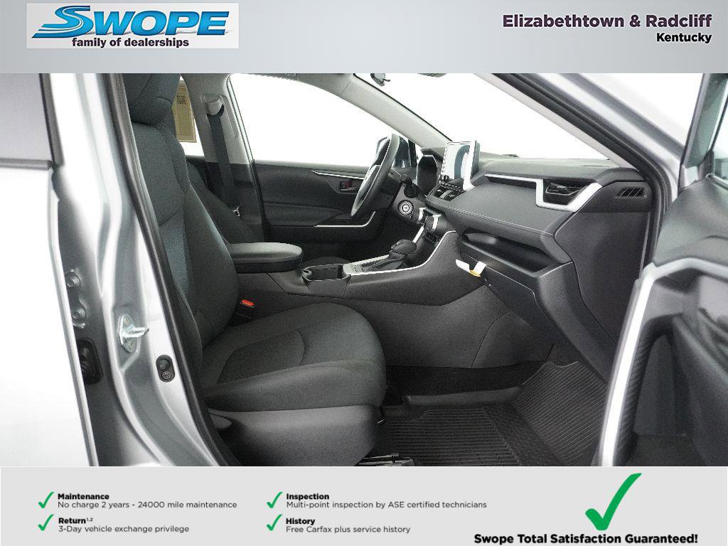 Certified 2025 Toyota RAV4 LE image 10
