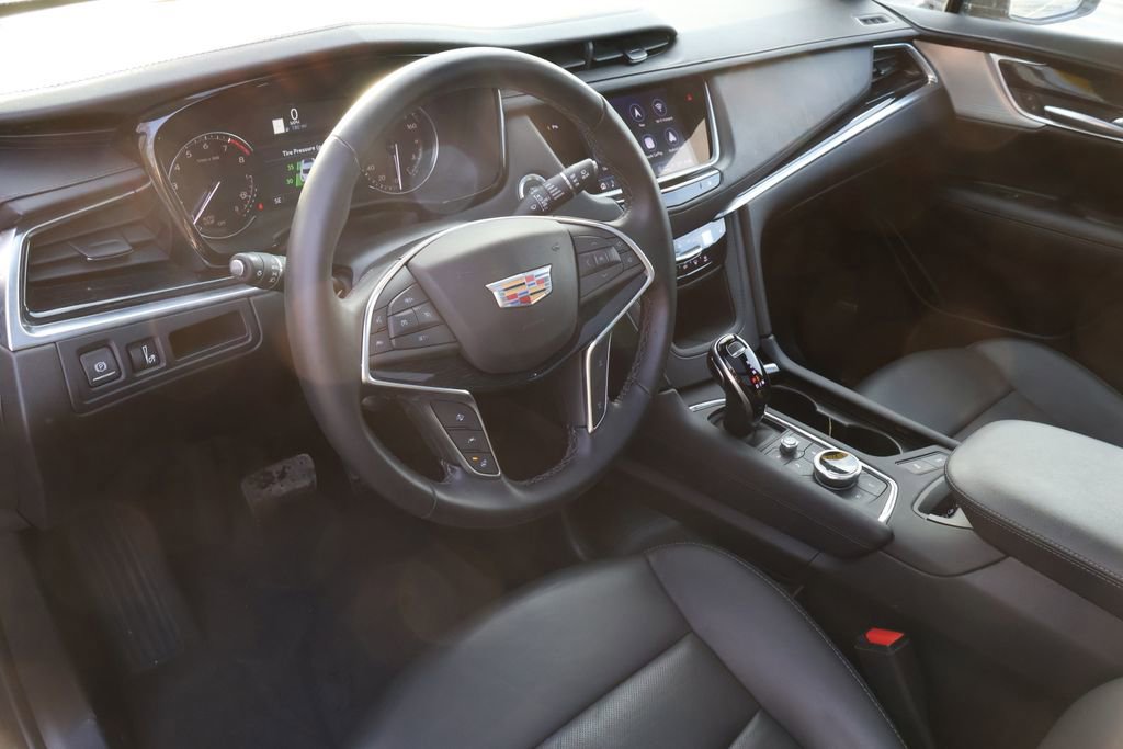 Used 2025 Cadillac XT5 Premium Luxury image 30